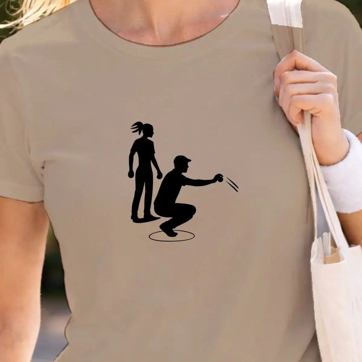 T-shirt graphique femme pétanque maitrise détail noir vue rapprochée T shirts et plus