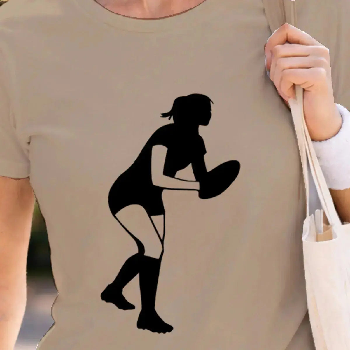 T-shirt graphique femme rugby impact détail noir vue rapprochée T Shirts et plus